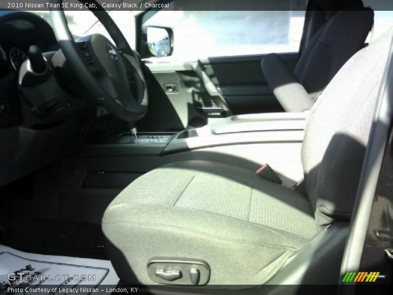Galaxy Black / Charcoal 2010 Nissan Titan SE King Cab