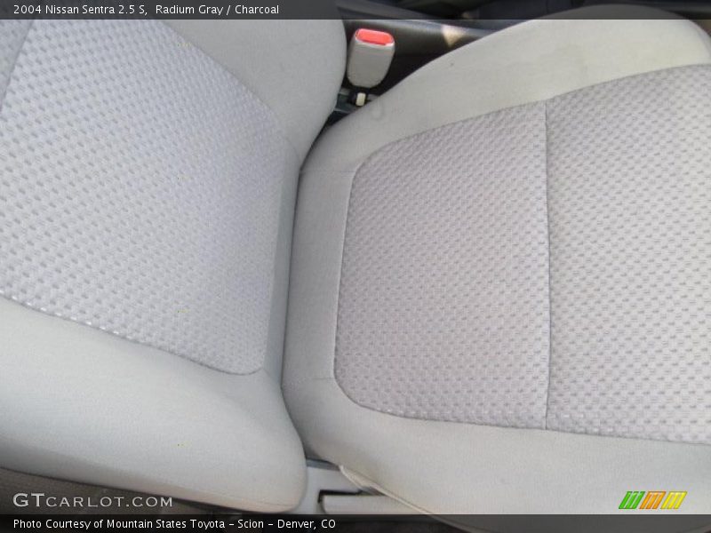 Radium Gray / Charcoal 2004 Nissan Sentra 2.5 S