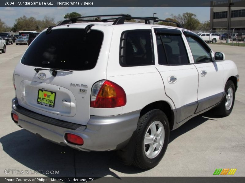 Nordic White / Beige 2004 Hyundai Santa Fe GLS