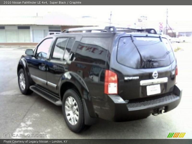 Super Black / Graphite 2010 Nissan Pathfinder LE 4x4