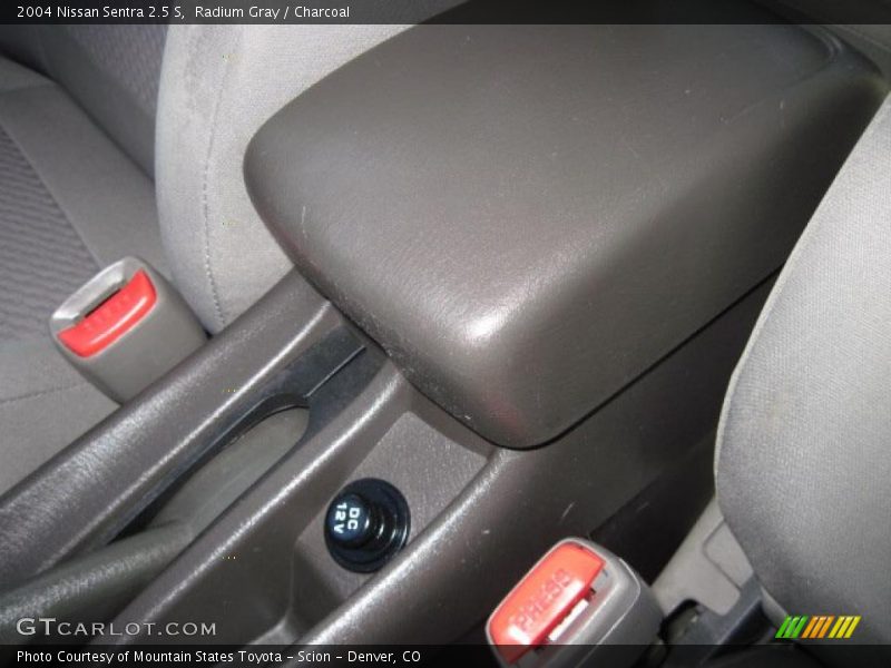 Radium Gray / Charcoal 2004 Nissan Sentra 2.5 S