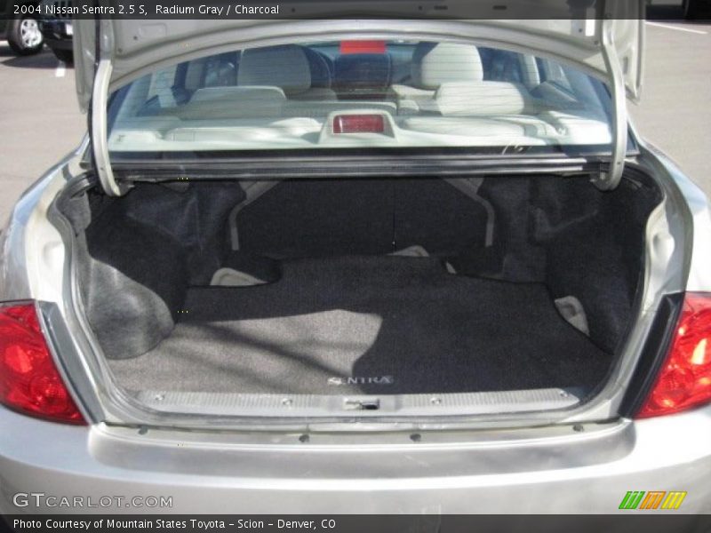 Radium Gray / Charcoal 2004 Nissan Sentra 2.5 S