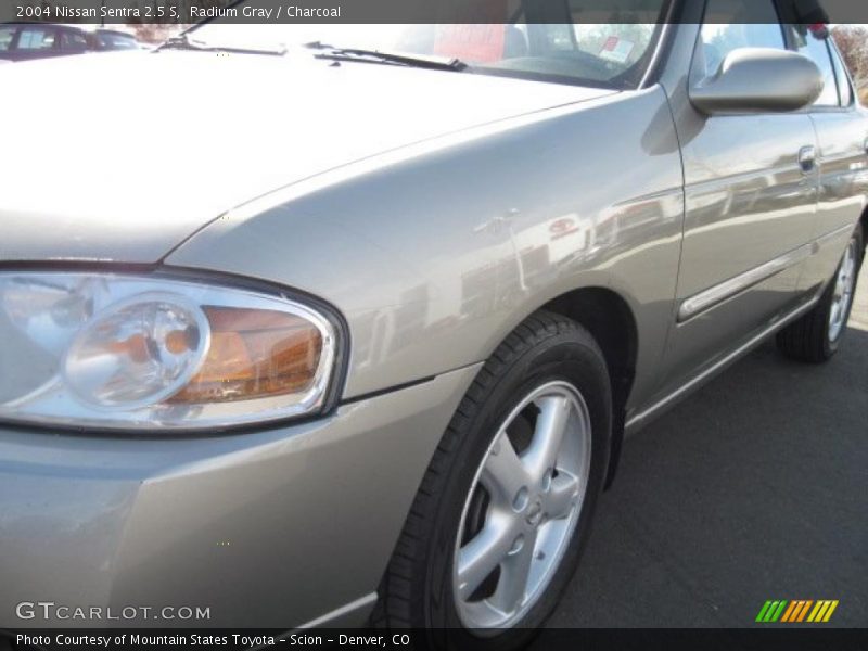 Radium Gray / Charcoal 2004 Nissan Sentra 2.5 S