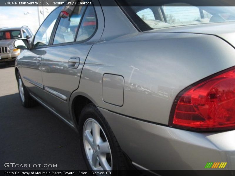 Radium Gray / Charcoal 2004 Nissan Sentra 2.5 S