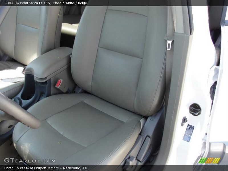 Nordic White / Beige 2004 Hyundai Santa Fe GLS