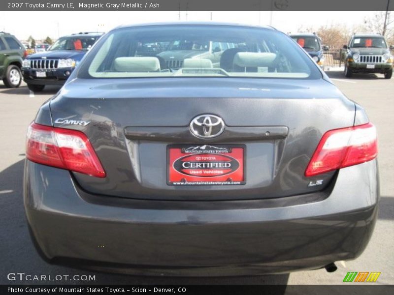 Magnetic Gray Metallic / Ash 2007 Toyota Camry LE