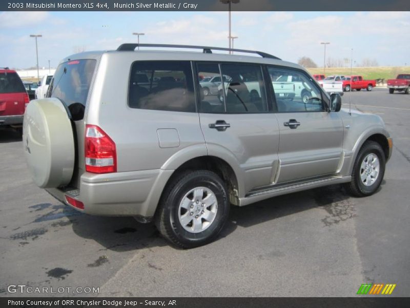 Munich Silver Metallic / Gray 2003 Mitsubishi Montero XLS 4x4