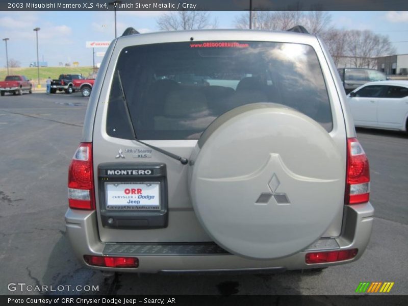 Munich Silver Metallic / Gray 2003 Mitsubishi Montero XLS 4x4