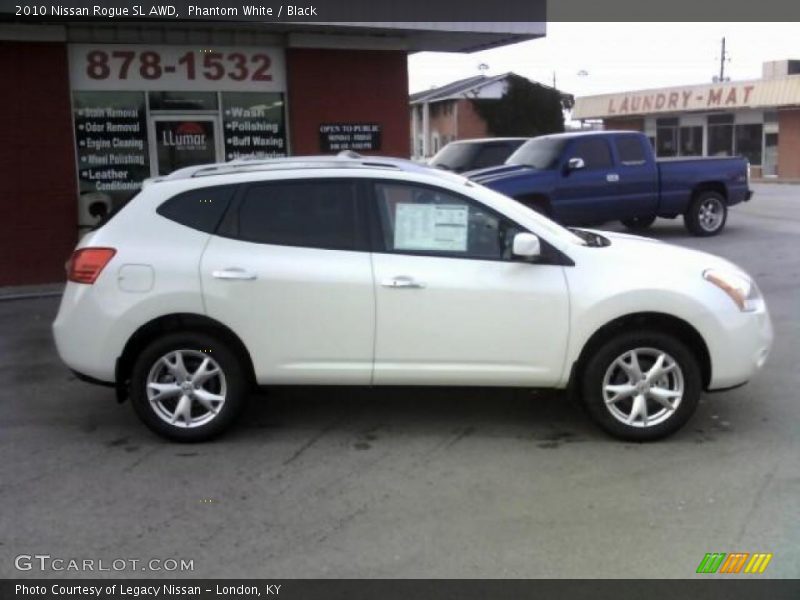 Phantom White / Black 2010 Nissan Rogue SL AWD