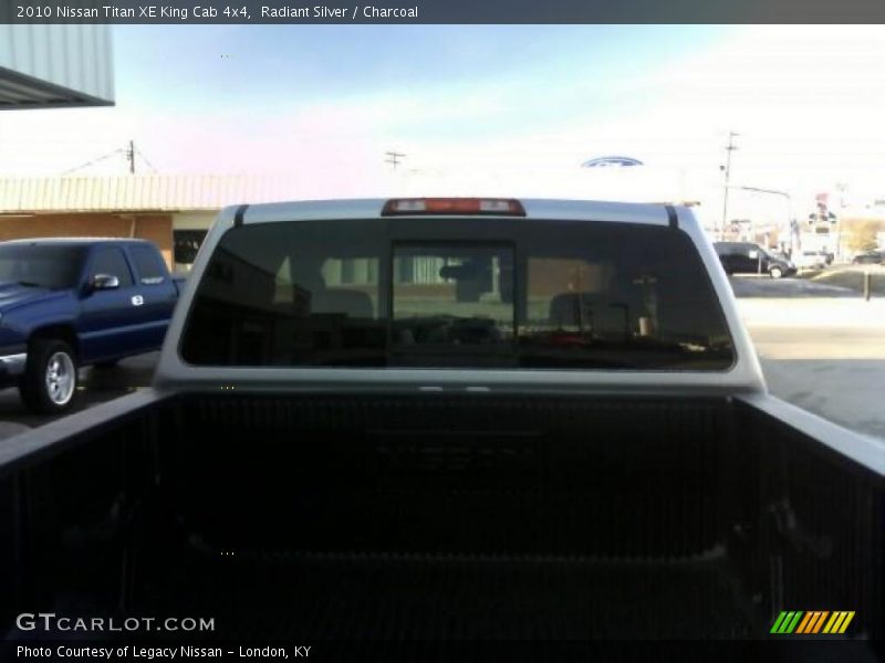 Radiant Silver / Charcoal 2010 Nissan Titan XE King Cab 4x4