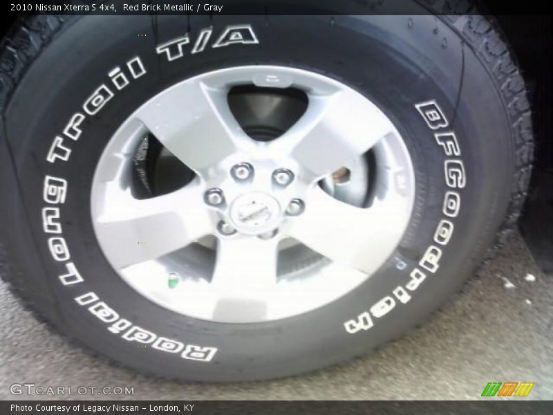 Red Brick Metallic / Gray 2010 Nissan Xterra S 4x4