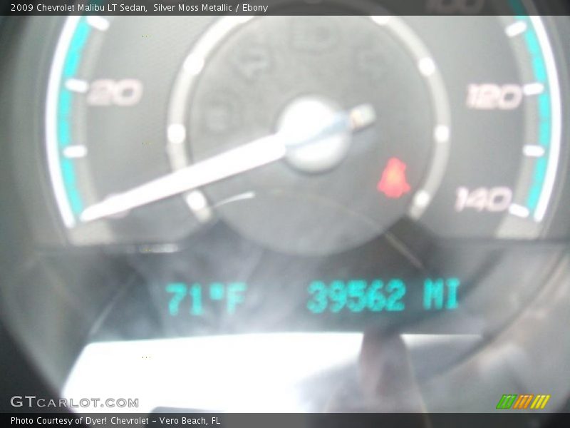 Silver Moss Metallic / Ebony 2009 Chevrolet Malibu LT Sedan