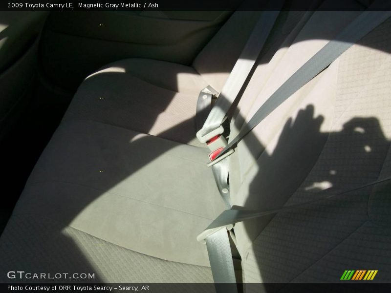 Magnetic Gray Metallic / Ash 2009 Toyota Camry LE