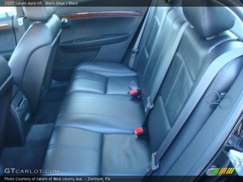 Black Onyx / Black 2007 Saturn Aura XR