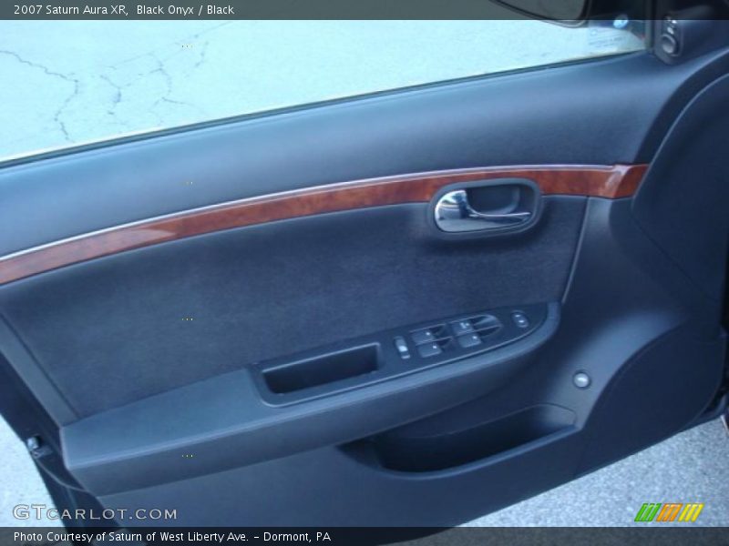 Black Onyx / Black 2007 Saturn Aura XR