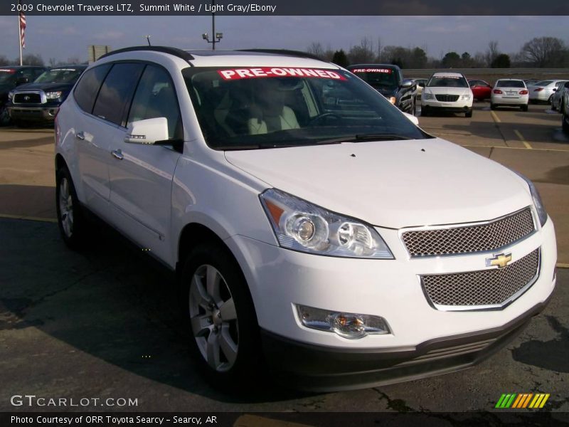 Summit White / Light Gray/Ebony 2009 Chevrolet Traverse LTZ