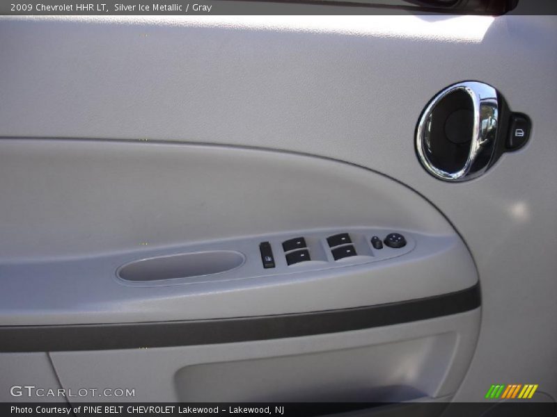 Silver Ice Metallic / Gray 2009 Chevrolet HHR LT