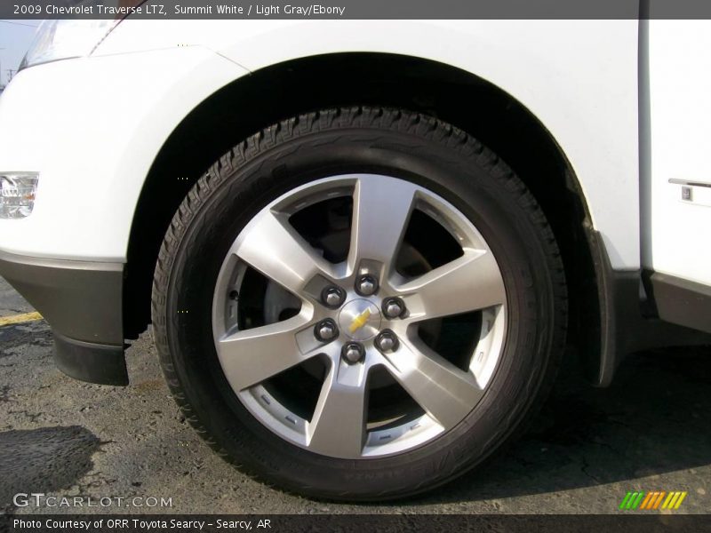 Summit White / Light Gray/Ebony 2009 Chevrolet Traverse LTZ