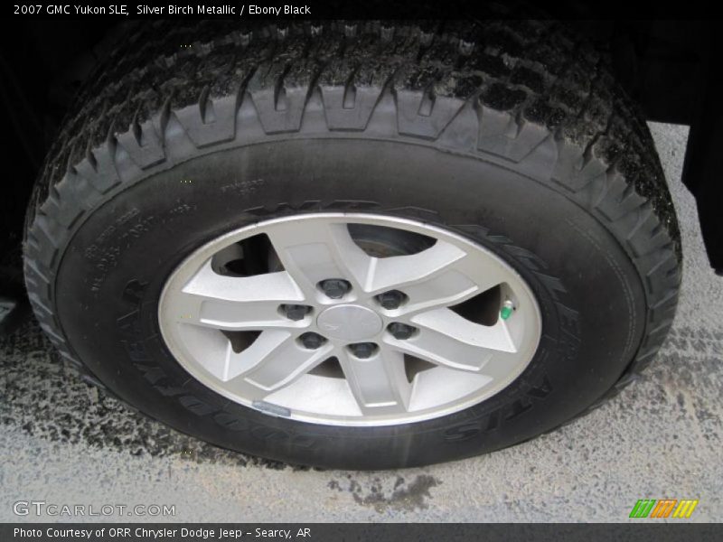 Silver Birch Metallic / Ebony Black 2007 GMC Yukon SLE