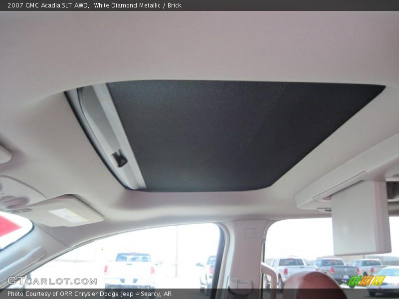 White Diamond Metallic / Brick 2007 GMC Acadia SLT AWD