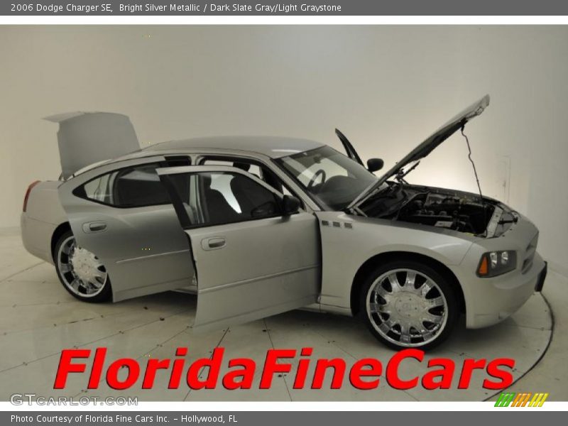 Bright Silver Metallic / Dark Slate Gray/Light Graystone 2006 Dodge Charger SE