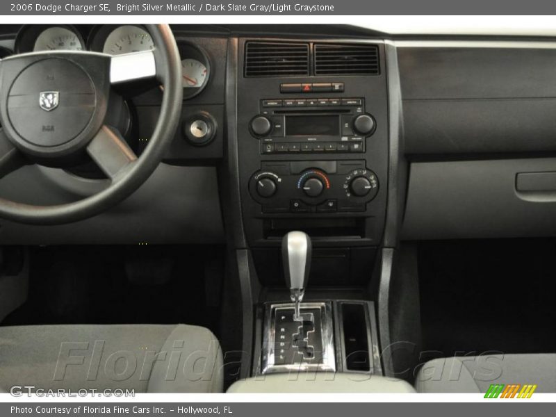 Bright Silver Metallic / Dark Slate Gray/Light Graystone 2006 Dodge Charger SE