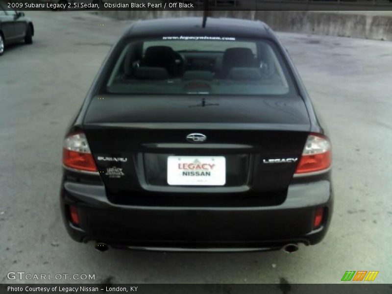 Obsidian Black Pearl / Off Black 2009 Subaru Legacy 2.5i Sedan