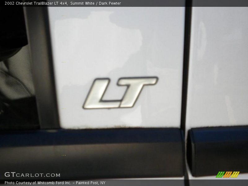 Summit White / Dark Pewter 2002 Chevrolet TrailBlazer LT 4x4