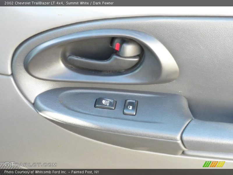 Summit White / Dark Pewter 2002 Chevrolet TrailBlazer LT 4x4