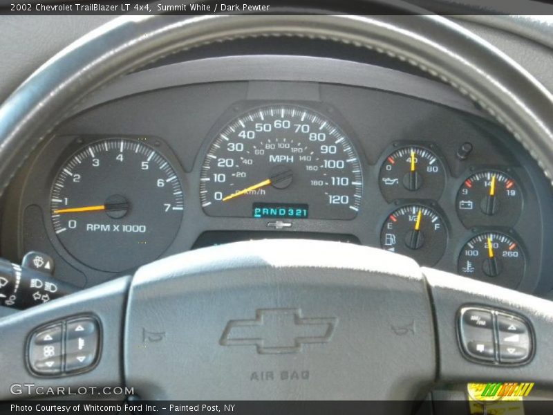 Summit White / Dark Pewter 2002 Chevrolet TrailBlazer LT 4x4