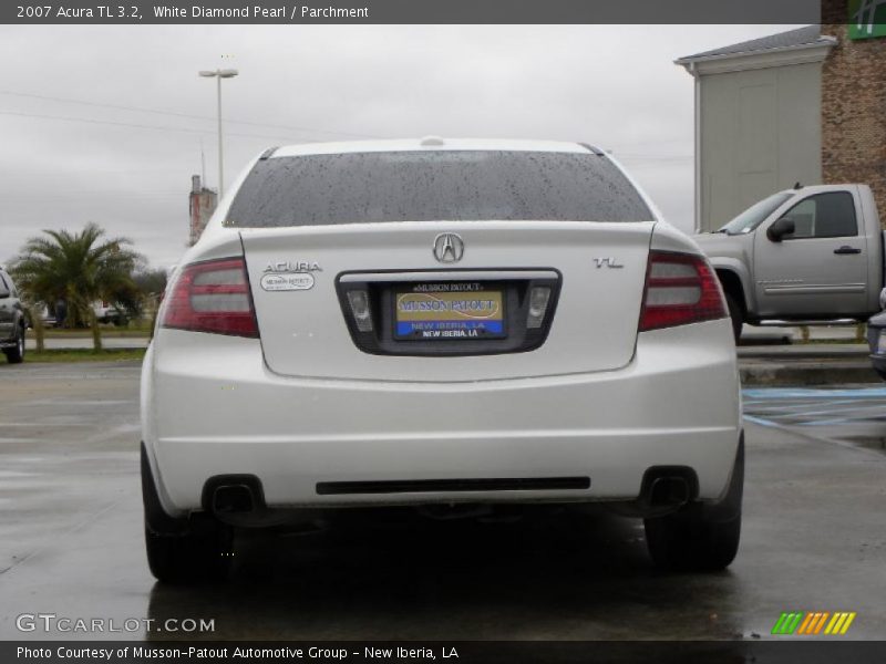 White Diamond Pearl / Parchment 2007 Acura TL 3.2
