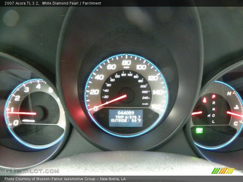 White Diamond Pearl / Parchment 2007 Acura TL 3.2