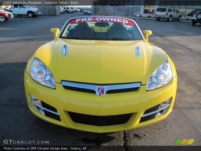 Sunburst Yellow / Black 2007 Saturn Sky Roadster