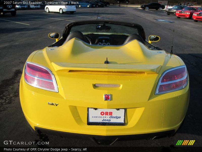 Sunburst Yellow / Black 2007 Saturn Sky Roadster