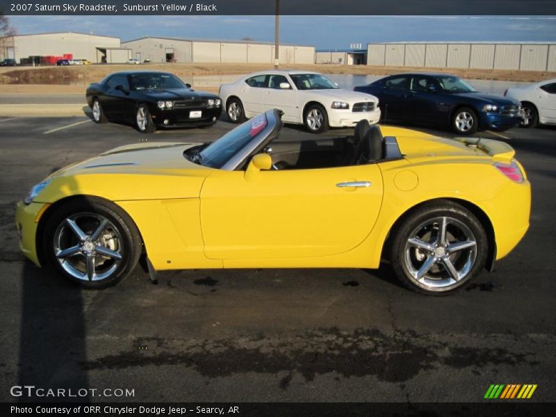Sunburst Yellow / Black 2007 Saturn Sky Roadster