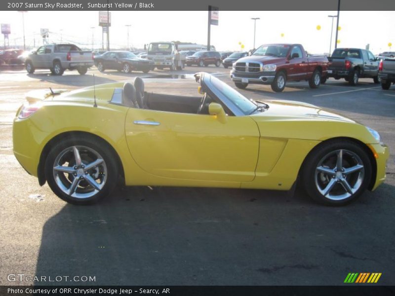 Sunburst Yellow / Black 2007 Saturn Sky Roadster