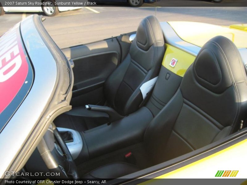 Sunburst Yellow / Black 2007 Saturn Sky Roadster