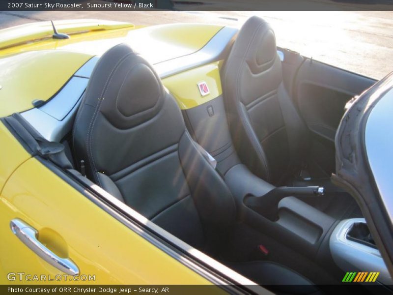 Sunburst Yellow / Black 2007 Saturn Sky Roadster