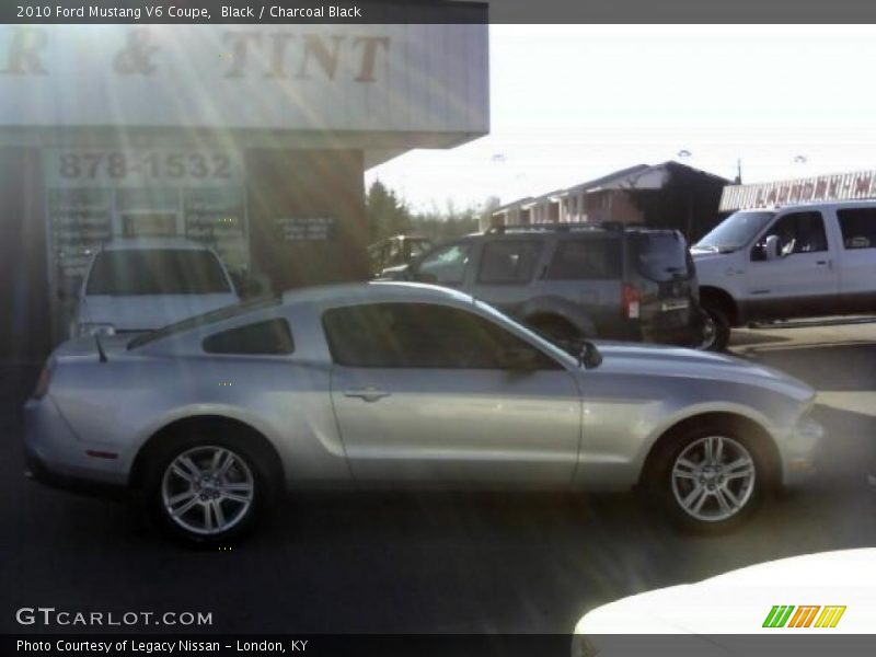 Black / Charcoal Black 2010 Ford Mustang V6 Coupe