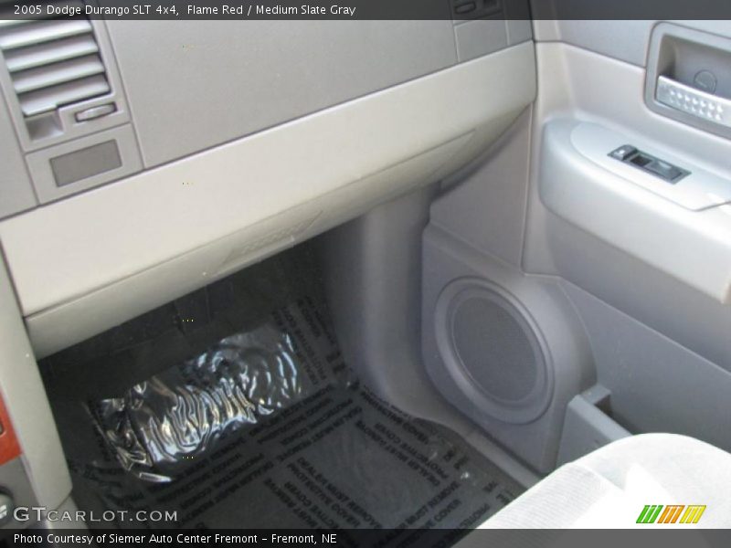 Flame Red / Medium Slate Gray 2005 Dodge Durango SLT 4x4