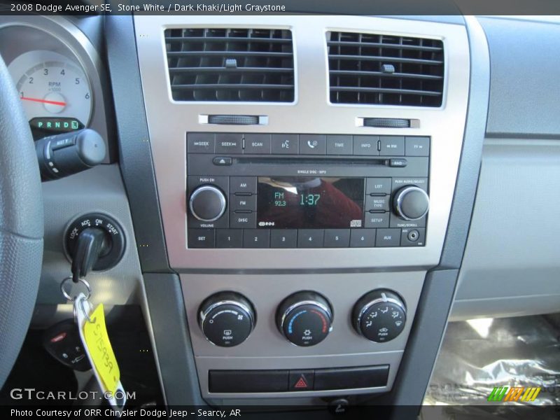 Stone White / Dark Khaki/Light Graystone 2008 Dodge Avenger SE
