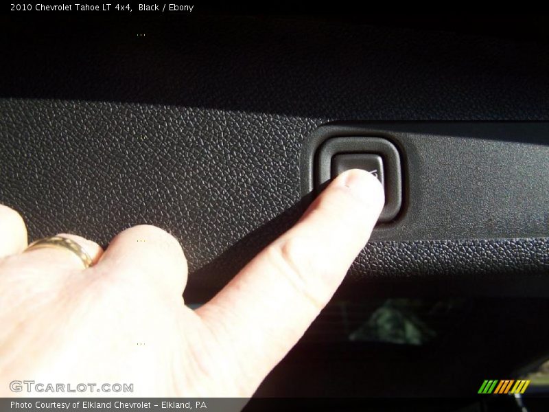 Black / Ebony 2010 Chevrolet Tahoe LT 4x4