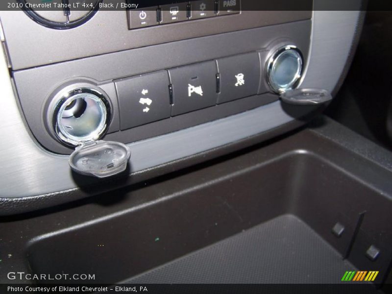 Black / Ebony 2010 Chevrolet Tahoe LT 4x4