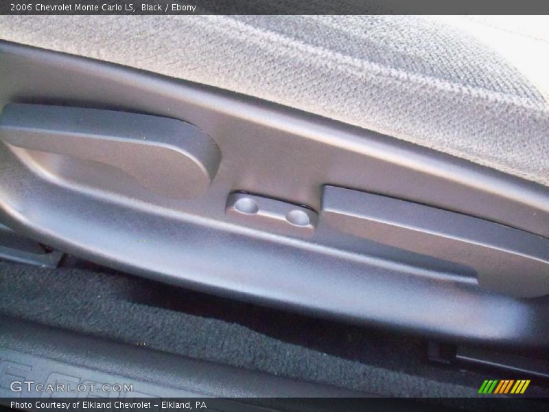 Black / Ebony 2006 Chevrolet Monte Carlo LS