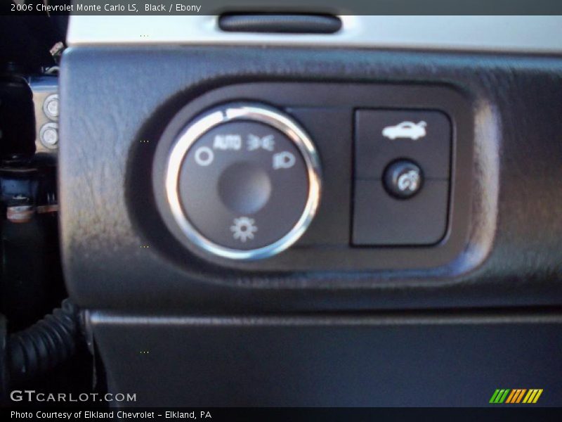 Black / Ebony 2006 Chevrolet Monte Carlo LS