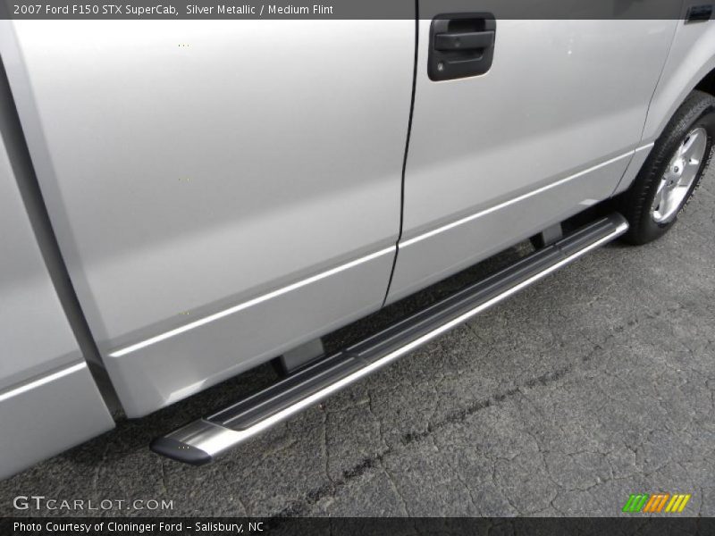 Silver Metallic / Medium Flint 2007 Ford F150 STX SuperCab