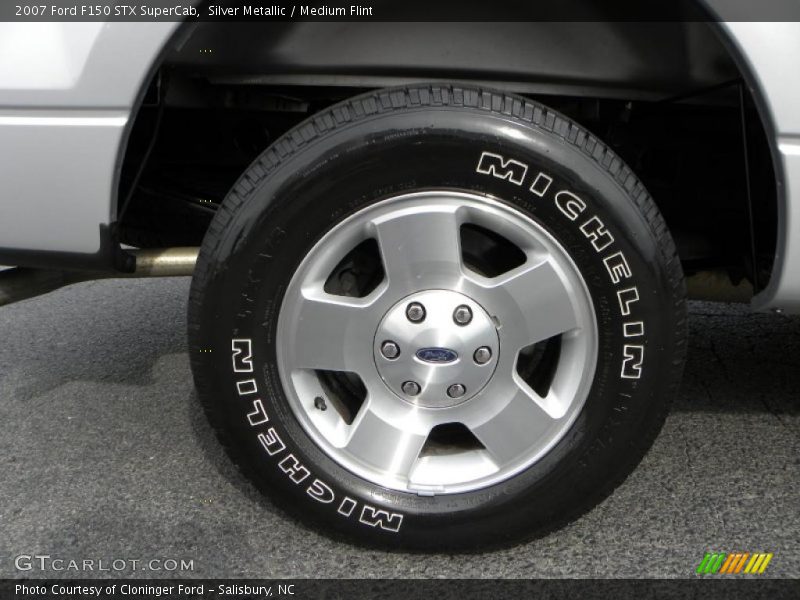 Silver Metallic / Medium Flint 2007 Ford F150 STX SuperCab
