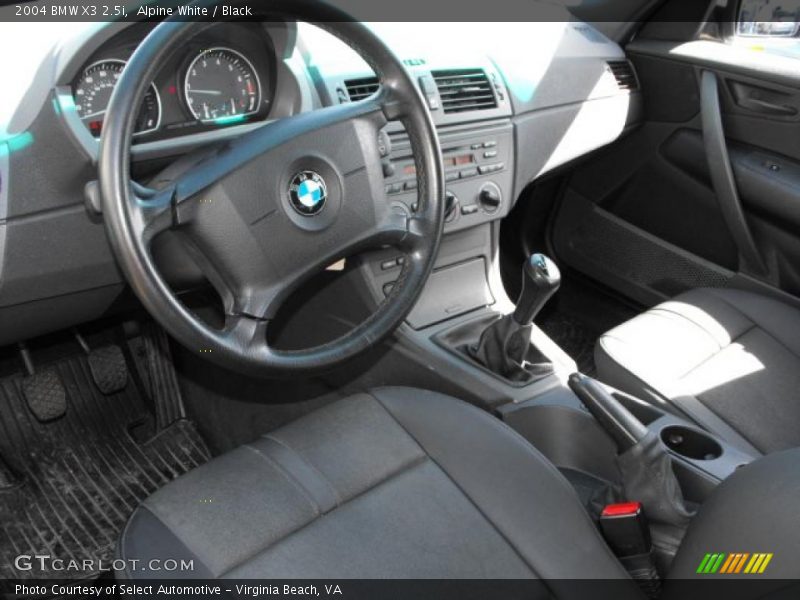 Alpine White / Black 2004 BMW X3 2.5i