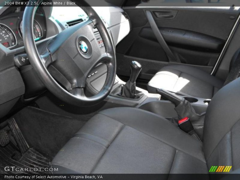 Alpine White / Black 2004 BMW X3 2.5i