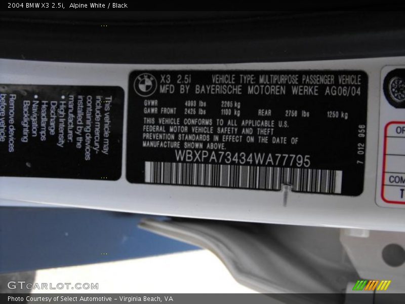 Alpine White / Black 2004 BMW X3 2.5i